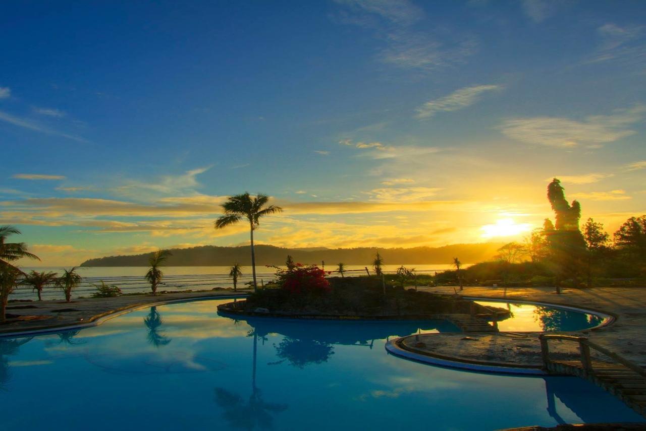 Casabaio Paradise Resort Likupang Екстер'єр фото